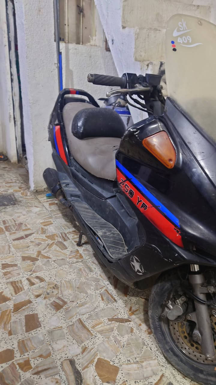 كوم حدييييد كوم حدييد انتبه
دراجة شغالة بس ابيعلك طافي 
دراجة مكينة ناعمة خرسة مينسمع الها حس 
بس كابريتر تعبان تخربط بس ع السلولي
 باقي التفاصيل راسلني خاص  مكاني مدينة الصدر قطاع 30 
السعر 150 وبيها مجال


**إذا كنت صاحب هذا الإعلان وتريد حذفه لأي سبب، رجاءا أرسل رسالة إلى الدعم الفني**