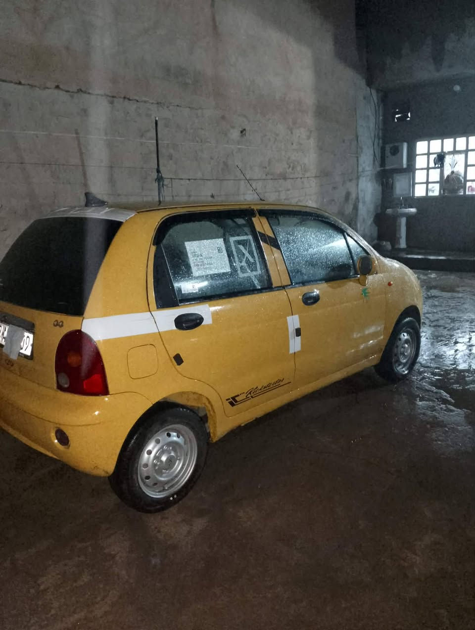 السلام عليكم كوكو 2011 محرك كير شرط التحويل بدون ضرر مصبوغه جماليه كوبون بنزين بيها السعر 30 وبيها مجال تفاصيل أكثر اتصل على الرقم ***********
