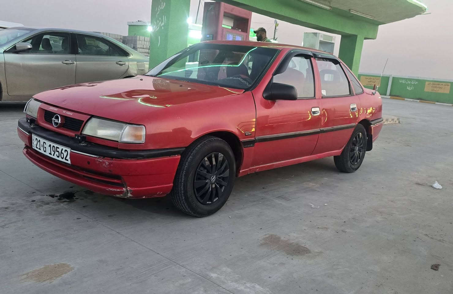 فكترا موديل ٩٠ رقم سليمانيه رقم جديد سنويه جديد هزه جديد كير عادي محرك صدر تاير كهربائيات كل شرط بدون صبغ للبيع السعر ٤٠ مكان السياره كركوك غير متواجد عل فيس اتصل على الرقم رجاء ***********
