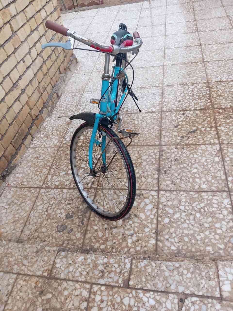 السلام عليكم بايسكل بناتي 22 كامل مكاني بغداد الشعب
*********** متواجد واتساب
