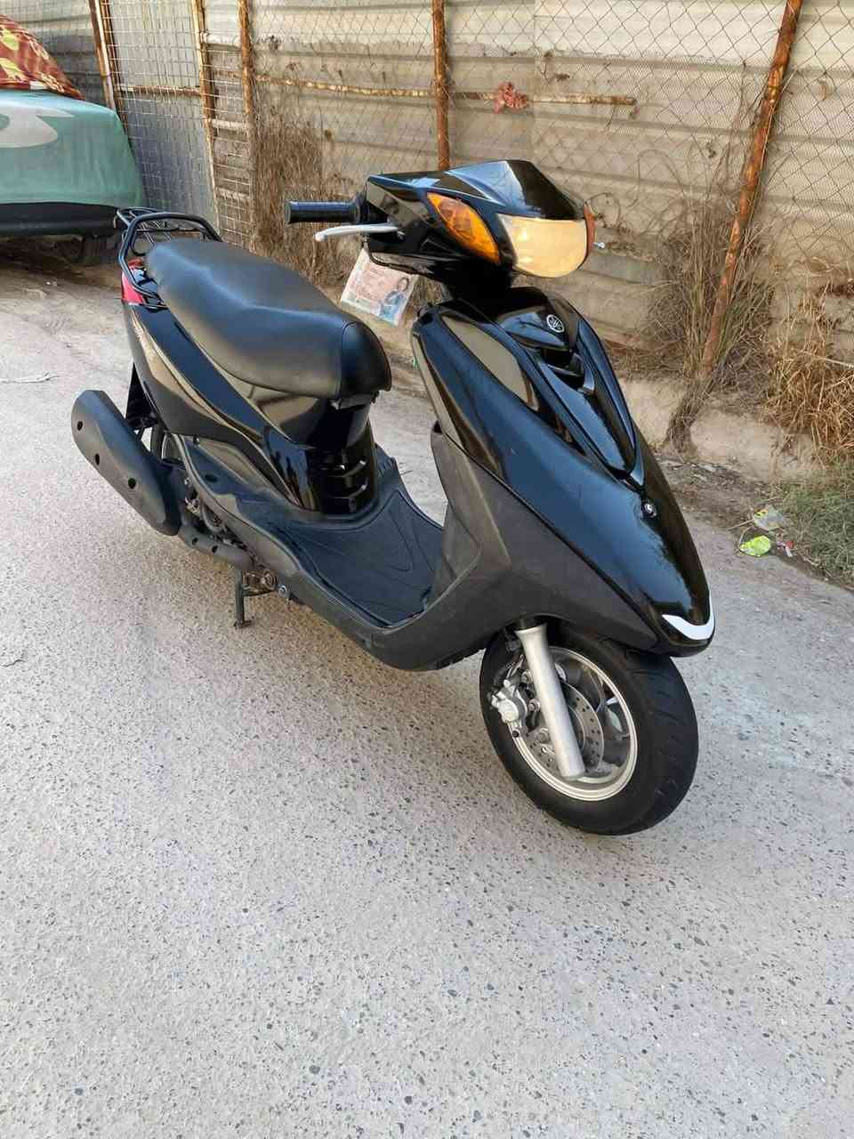 دراجه مقفوله من كل شيء صار لي شهر من مشتريتها من الرمبه ومحتاج فلوس 💀 ورايدهم 1,300 بس الشراي رجاء.
. اللكزس🆕 
.
***********.
☠️ 🫥 واتساب متواجد
