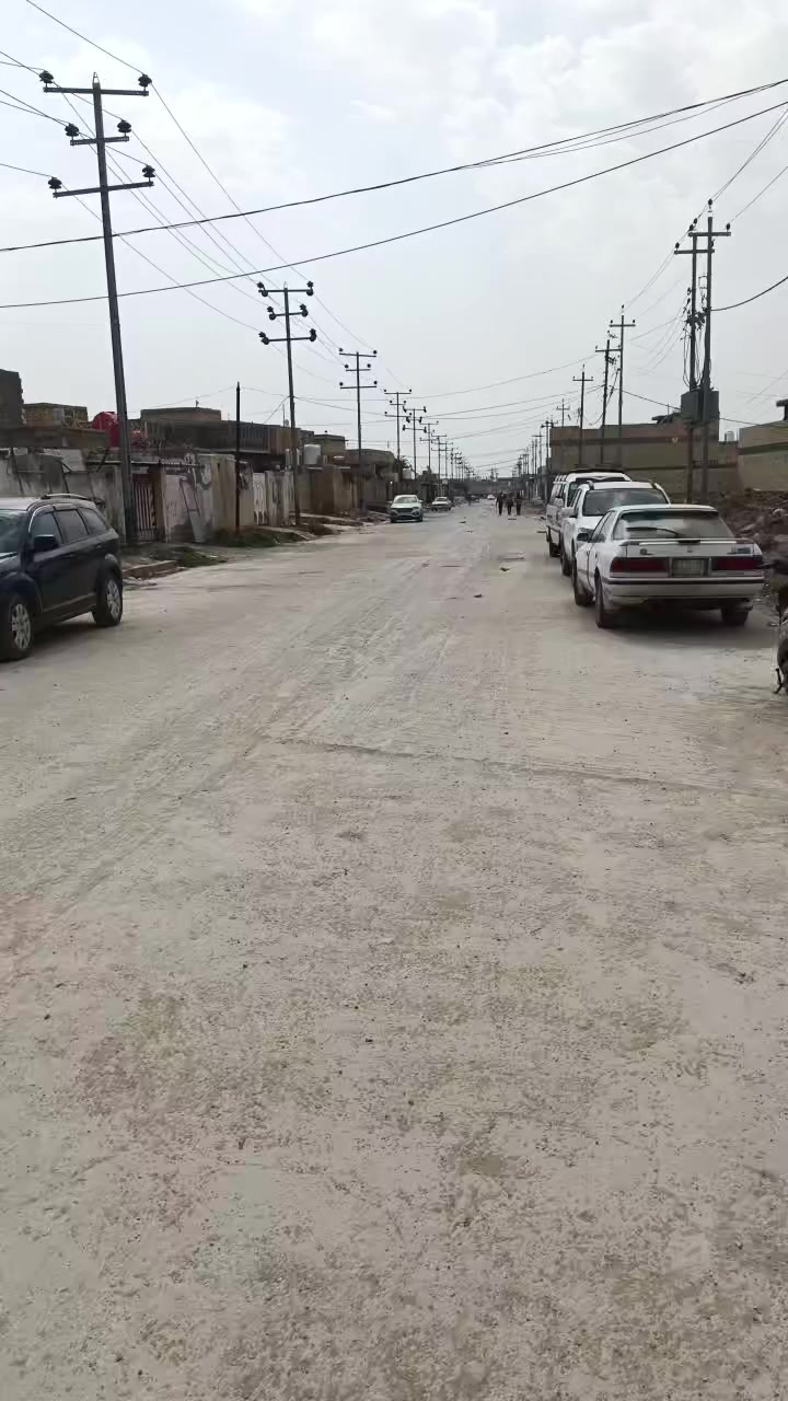 قطعة أرض طابو للبيع 🌿
📍 الموقع: في منطقة شويلي قرب إعدادية سومر المهنية، على شارع 30 متر (تبليط).
📐 المساحة: 200 متر مربع
📏 الأبعاد: 10 × 20
موقع مميز وقريب من المدارس والخدمات.
📞 للاستفسار الاتصال على: ***********
