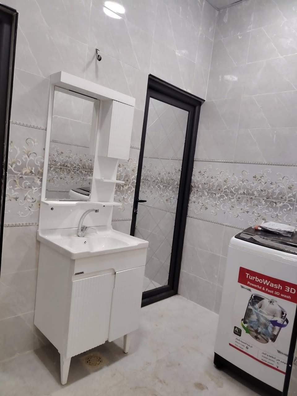 دار للبيع   
   صفر.    حي الخضراء  على شارع 20 
   مساحه 150 متر...  طابو صرف
     طابقين  فول   مع الاثاث نضام دكت
              سقوف مغربيه
          يتكون من 👇
٣ غرف نوم  استقبال مطبخ كراج صحيات هول
      للاستفسار الاتصال
          ***********واتساب 
          ***********
  مكتب الحضاره للعقارات والمقاولات حي الأسرى مقابل جسر الرشيد
