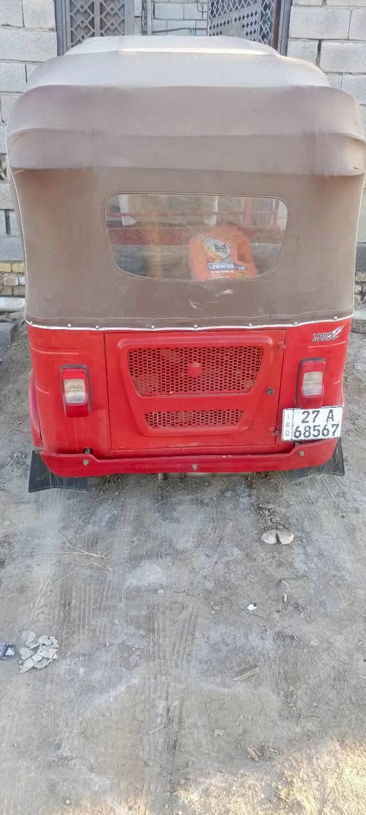 تكتك مديل22 مكفوله من ضربه وصبغ بيه شخوط ناعمه مكينه وكير وكشر كفاله تخم تاير جديد جادر جديد مكان الناصريه مركز السعر خاص او اتصال وتدلل ***********
