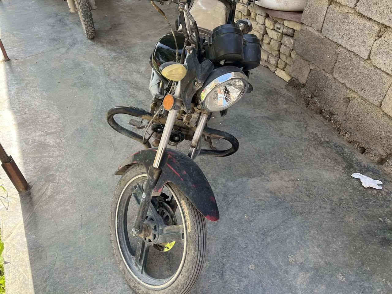 دراجة هيوشا ٣٥٠ وبيها مجال 
***********
