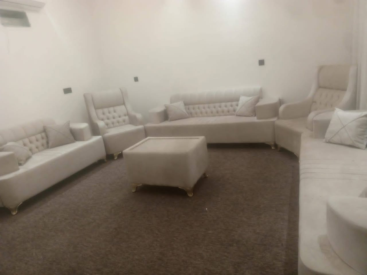 اسلام عيكوم اخوان عندي ديوان للبيع أسعر مليون بي مجال هذا الرقم (***********)بي واتساب
