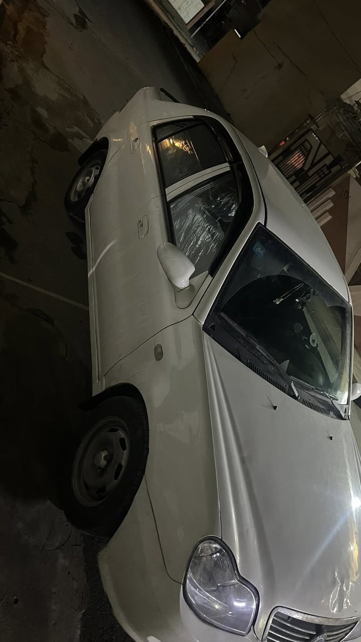 سيكي
2013 كصة جديدة
كير محرك شرط
طخم امامي خلفي جديد طخم تاير جديد
شواصي شرط

السيارة باسمي تحويل ثاني يوم رقم بغداد مسطرة يتحول موصل
جهة السايق والسكن كامل صبغ 
الضرر من جوا شبر

السعر 46
 موصل حي سومر
***********
