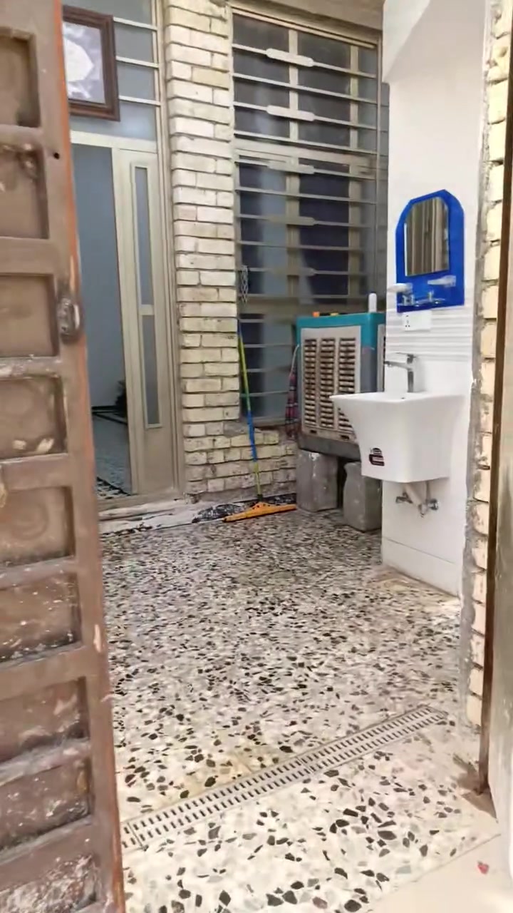 الدار للبيع 100متر الولداية الثانية الجبهة 5والنزال 20 الشراي يتصل مامتواجد على الخاص ***********
