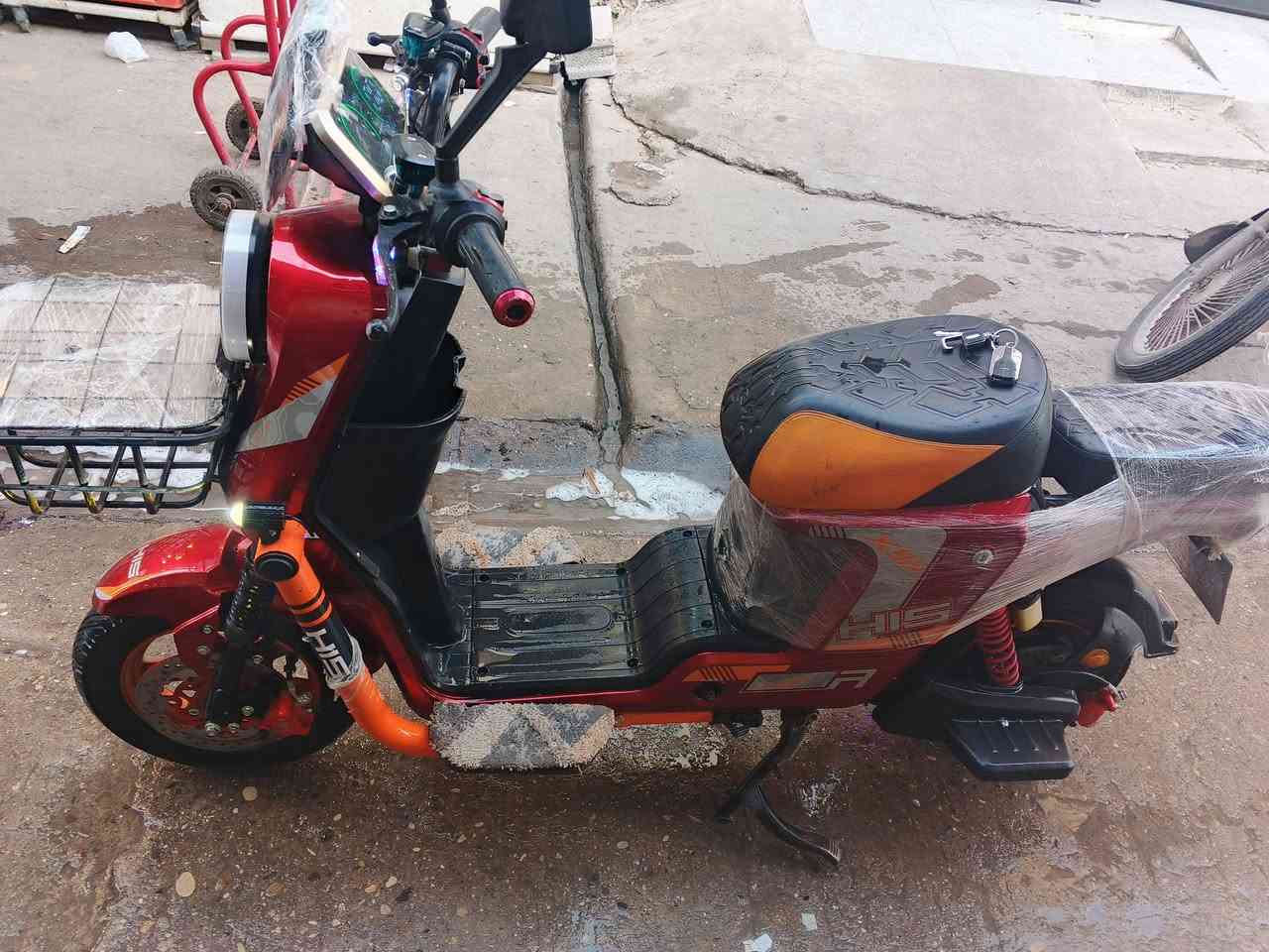 موطور شحن اللبيع 5 بطاريات كلو شغل أربع نمرات كلو شرط على فحص سرع 112/سرعتو فول مواصفات بي بك للخلف ملف 2000/السعر 375/بيها مجال رقم موبايل كورك اسياء بي وتساب موصل ايسر اتصل ودالل 
***********
***********
