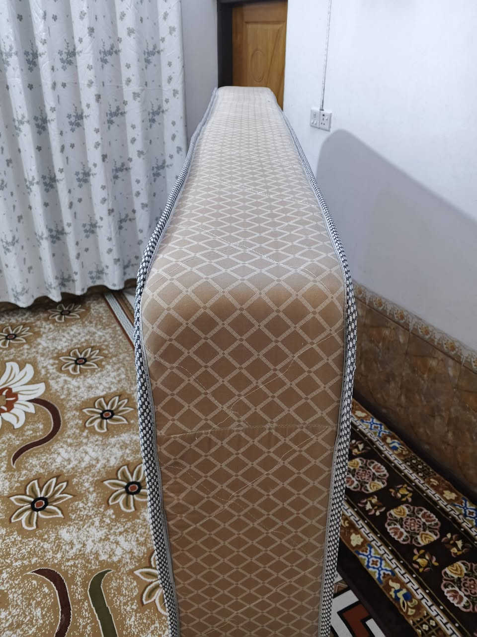 السلام عليكم
دوشك للبيع استخدام قليل جداا قياس مترين ×متر ونص
للاستفسار الاتصال على الرقم 
***********
