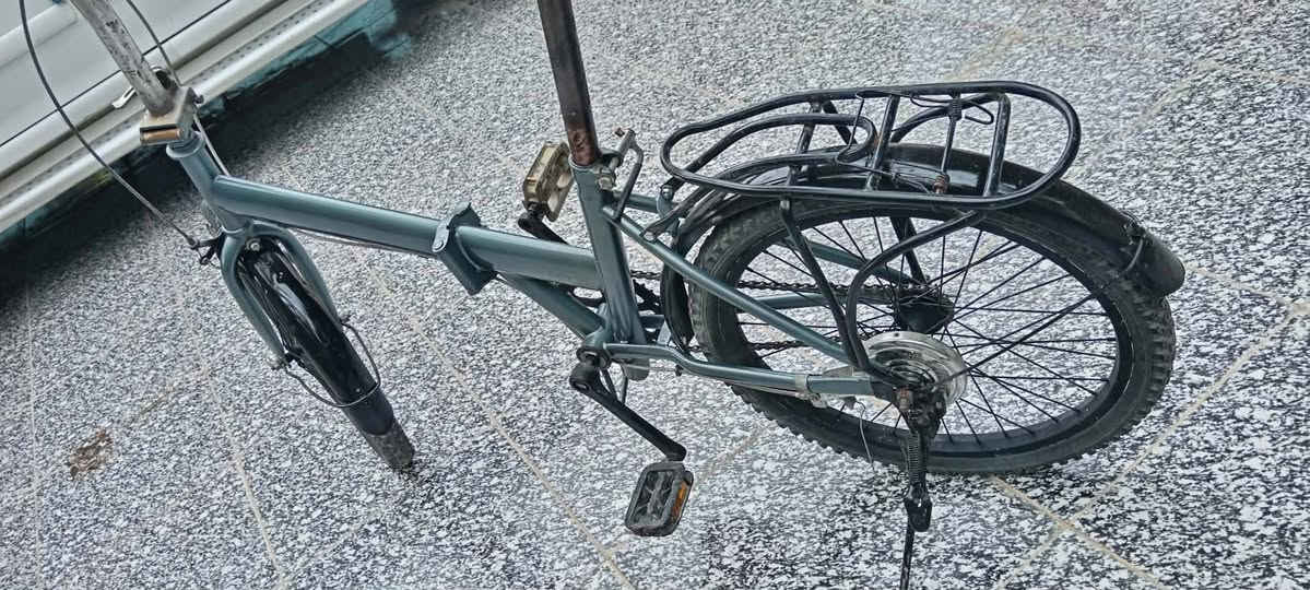 للبيع
السلام عليكم 
للبيع حجم 20 ياباني اصلي 
البايسكل جديد برغي مناقصه  
السعر 80 وبي مجال 
ملاحظة ( البايسكل مصبوغ صبغ سيارات اصلي )


**إذا كنت صاحب هذا الإعلان وتريد حذفه لأي سبب، رجاءا أرسل رسالة إلى الدعم الفني**