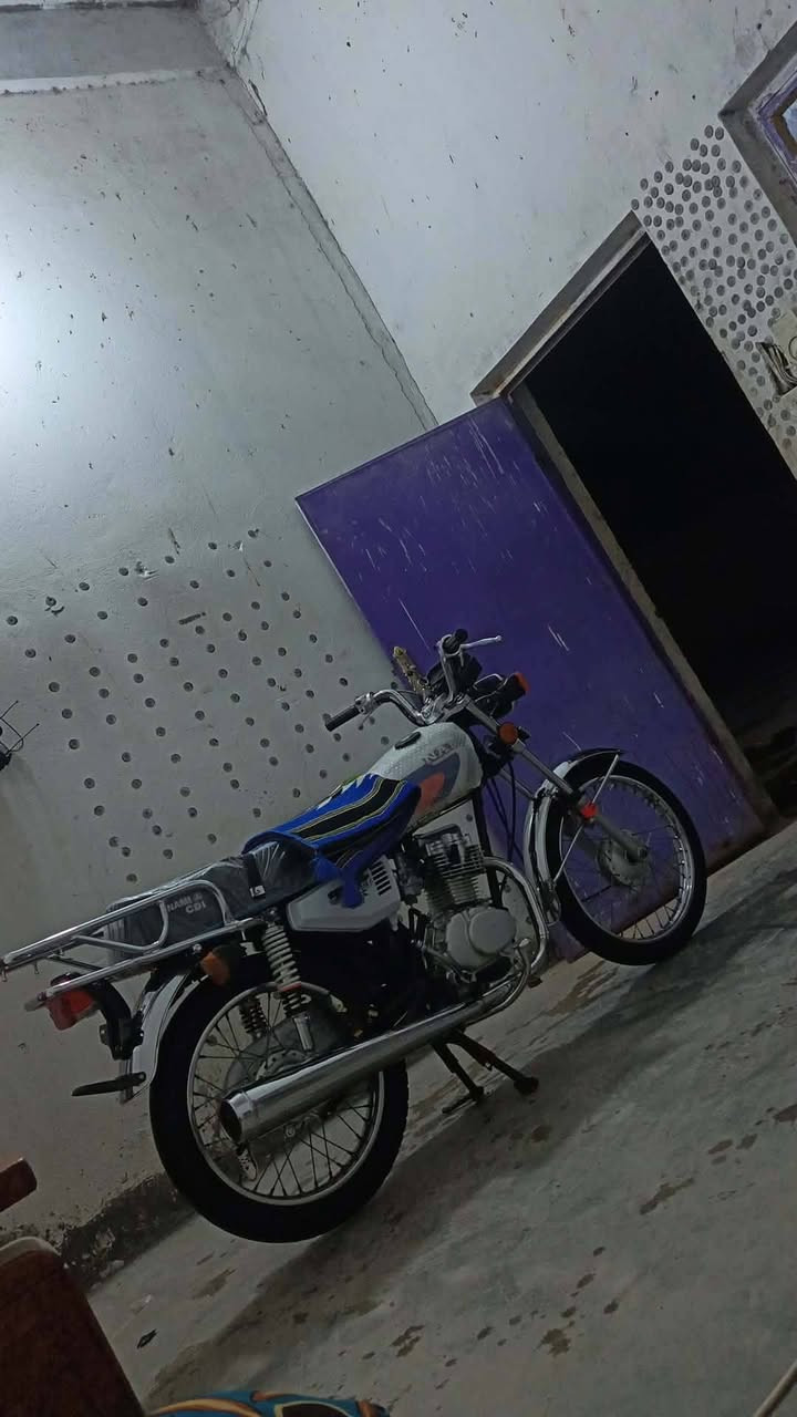 دراجة لل بيع نامة شلامجه اصلي.22 بلاد المكان دوانية شافعية. رقمي ***********
سعر خاص.
