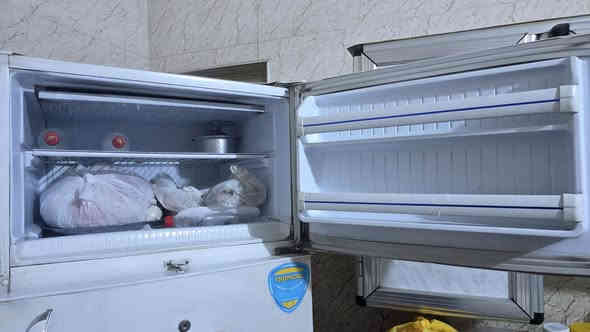 ثلاجة كونكورد للبيع ***********
