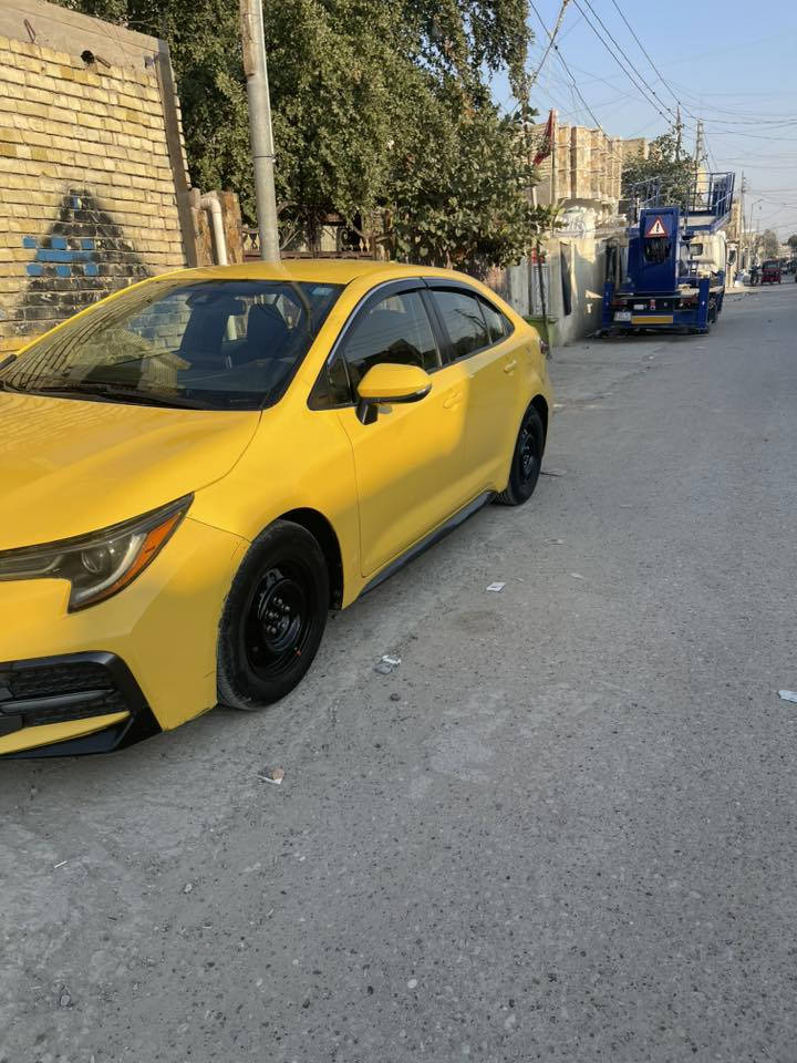 السلام عليكم عندي سياره كوله مديل ٢١  وصفات SE مكينه وكير  وتبريد مكفولت تخم تاير صدر جديده بدون ايرباك رقم بغداد الدولي بسمي  داخل السياره لون ابيض وصفات شاشه كامره دواره شفتات ستيارن توقف ذاتي اوتو سايد بريك بصمه حادث السياره بنيد وقبق الجنطه بدون دواخل بدون ايرباك  مكاني بغداد الرصافه السعر ١٥٥ هاذه رقمي ***********
