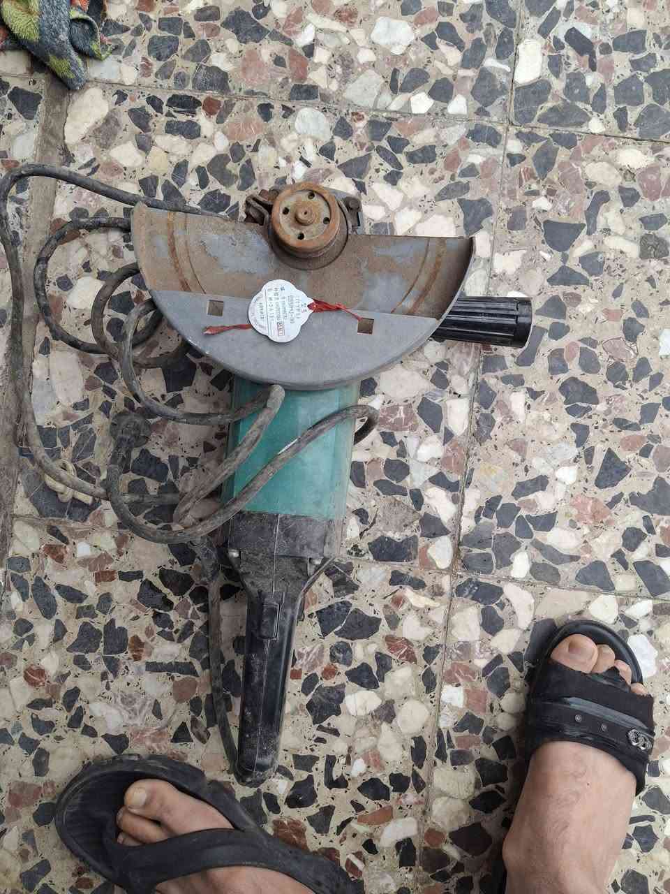 السلام عليكم عندي كوسرءماسعملء  مكنت لام  رايدهن ٢٠٠ الف ***********
