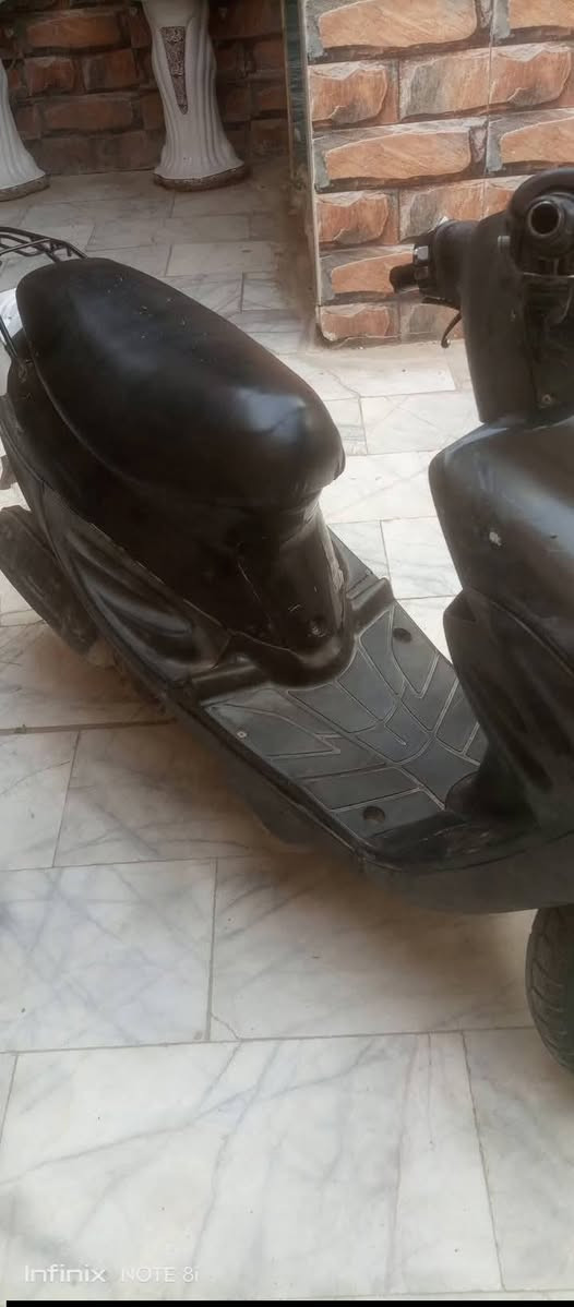 سلام عليكم
بيجي للبيع مفتوحه دراجه نضيفه يحتاجله 
سيم مال بريك وتنضيف كابريتر بس دراجه صوته حلو ناعم 
مكاني سماوه حي عسكري
سعر 150 قفل


**إذا كنت صاحب هذا الإعلان وتريد حذفه لأي سبب، رجاءا أرسل رسالة إلى الدعم الفني**