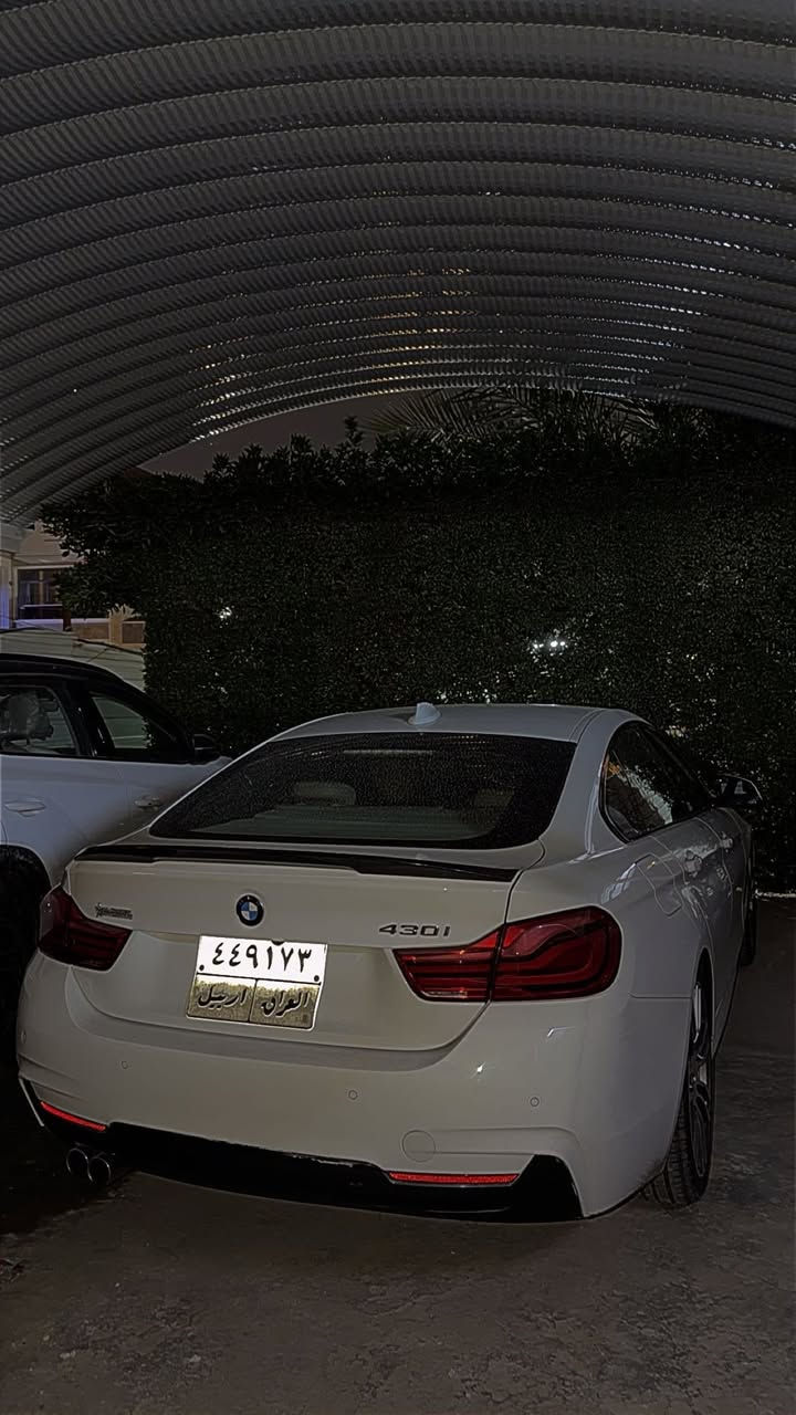 السلام عليكم
Bmw 430i 2018

وكالة العروش خليجية كفالة عامه ماعدا الدعاميه الخلفيه 

فول الفول 

ام باكج

ماشية 65 الف كيلو فقط جديدة جداً السيارة 

السعر 210 ورقة وبيها مجال 

العنوان بغداد حي العدل

***********
