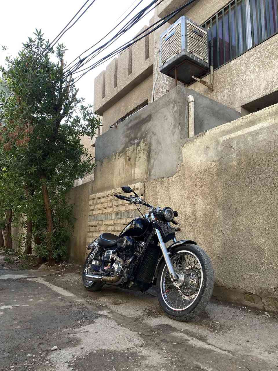 السلام عليكم شادو سلشر 400 مرقم بغداد
للبيع الدراجة مصروف عليها هواي وقليل تلكه سلشر هيج نظافة وتجي تشغل وتطلع وين ميعجبك عليها ادامه كامله بلكات  عدادات تشتغل اشاير كلشي بيها بلاد عليها ماشة AB فواصل تنمد وتتعدل حسب متريد  
عليها كزوز صوت مرتب وطلقات وعليها سستم اضائة وشي مرتب تجي وتفحص وتقتنع شرط تحويلك ثاني يوم لوحات انكليزي 2 
السعر30ورقة وبيها مجال
***********
