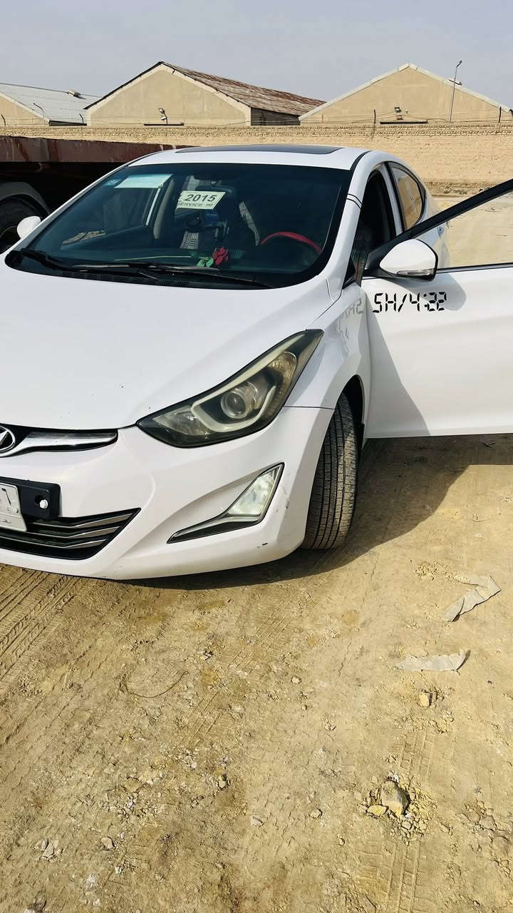 سلام عليكم النترا للبيع موديل 2015 خليجي مكينه 1800 مبدلها جديده بس قبل كم يوم نفتح كور بسبب كسر بلك الله شاهد ودليل موجود وشهود موجودين سياره كل نقص مابيها وسونار كدامك رقم بغداد تحويل مباشر سعرها 127 وبيها مجال كلش قليل مكان ميسان حي الوحده *********** واتساب فقط ( لان قريب عل سجن )
