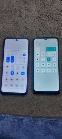 تلفونات عدد 2 شغالات فقط فطور بالشاشه ما مأثرة عليهن سعرهن 100 وبيهن م...