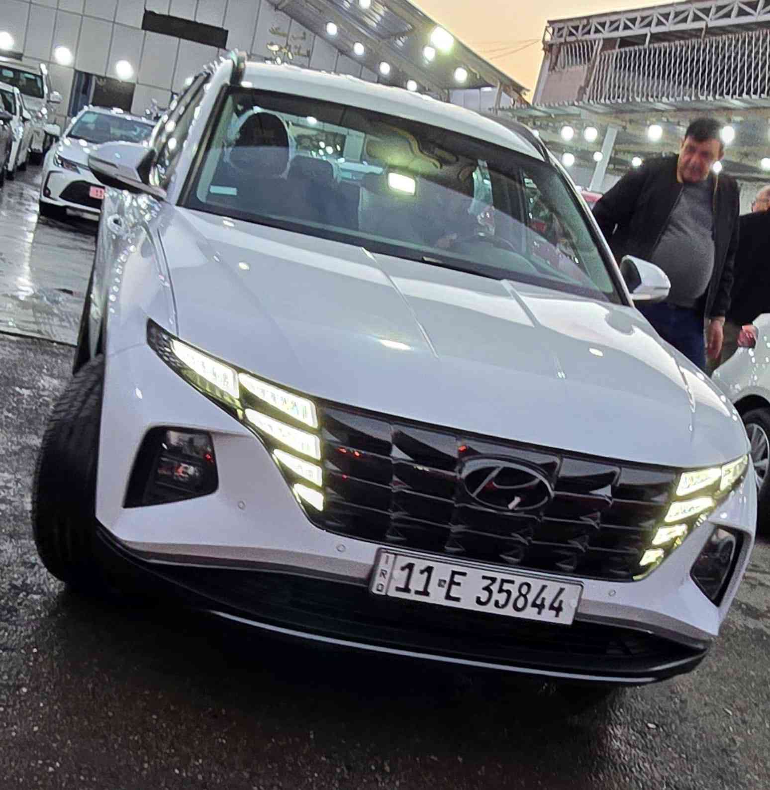 توسان موديل ٢٢ وارد خليجي  كفاله عامه السياره قطره صبغ مابيها
مواصفات
بصمه
تشغيل عن بعد 
تبريد قطعتين
رادار
نقطه عمياء أوتو ستوب
تحكم ستيرن 
تبريد قطعتين
شاحن واير ليس
تحديد مسار
أوتو ستوب
توقف ذاتي
هندبريك بصمه
فور ويل
سستم سماعات
اريل نفكيشن
لد نهاري
سبير منازل 
سياره جديده ماشيه ٢٩ الف  مكفوله كفاله عامه
سعر مناسب جدا جدا 
واتساب +إتصال 
***********
مكان سياره بغداد
