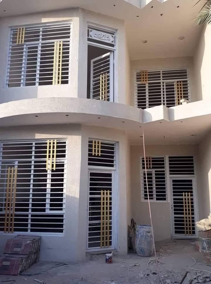 مستعدون صبغ شبابيك وأبواب🚪مع تنضيف بسعار مناسبه وعمل درجة اولى وعمل كافة أنواع الصبغ المنازل ولمحلات التجاريه
الموقع بغداد مدينة الصدر 🛣️

للتواصل بي واتساب او مراسلت الصفحه 
الأتصال 📱⬅️***********
واتساب
