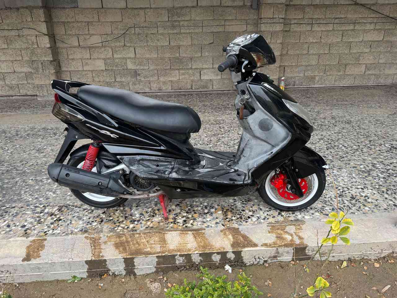 سكنس فحل نوزل دراجه كامله مكمله نضيفه كلش أو مرتبه عله ايدي عنوان بغداد ناحيه الرشيد غرب السريع الدولي سعر مليون أو بيه مجال حك الجيه رقم الهاتف ***********
