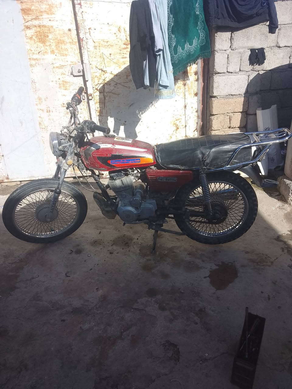 السلام عليكم عندي ماطور سيفان لبيع ماطور كلشي ما ناقصو كهربأيات كلها شغاله والنضافه كدام العين  اريدو 225
وبي مجال


**إذا كنت صاحب هذا الإعلان وتريد حذفه لأي سبب، رجاءا أرسل رسالة إلى الدعم الفني**