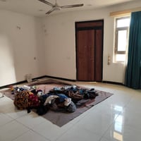 دار ١٨٠ زراعي طابقين للبيع في منطقة حي تونس افاق شارع شهاب  صالة ومطبخ...