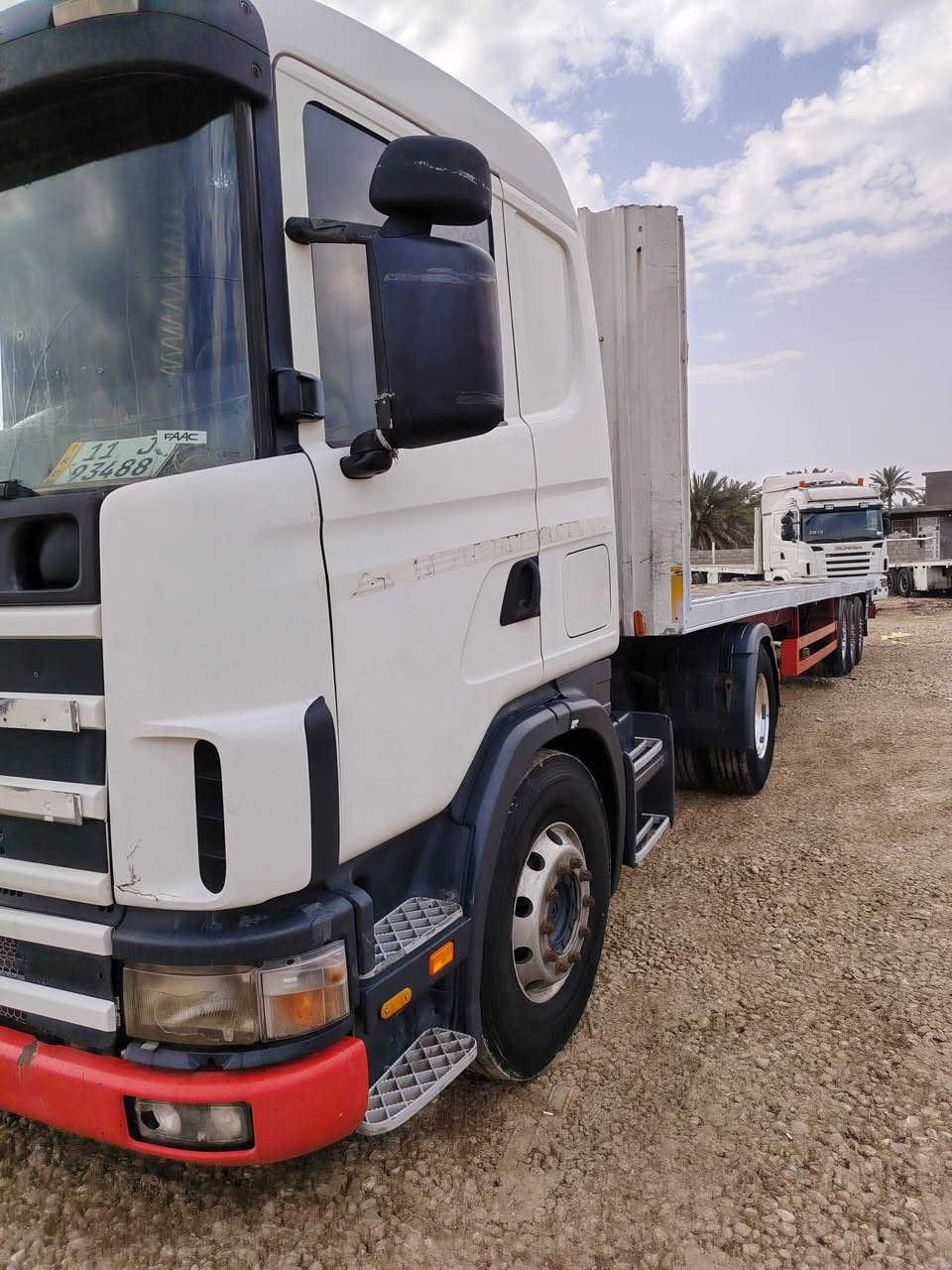 السلام عليكم سكانيه للبيع موديل ٢٠٣ رأس وعربانه رقم بغداد كفاله عامه السعر 215 للستفسار *********** المكان الصوير
