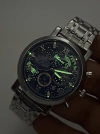 جنكس بريطاني • مزاد ٢٥د • علبة وكرت ضمان