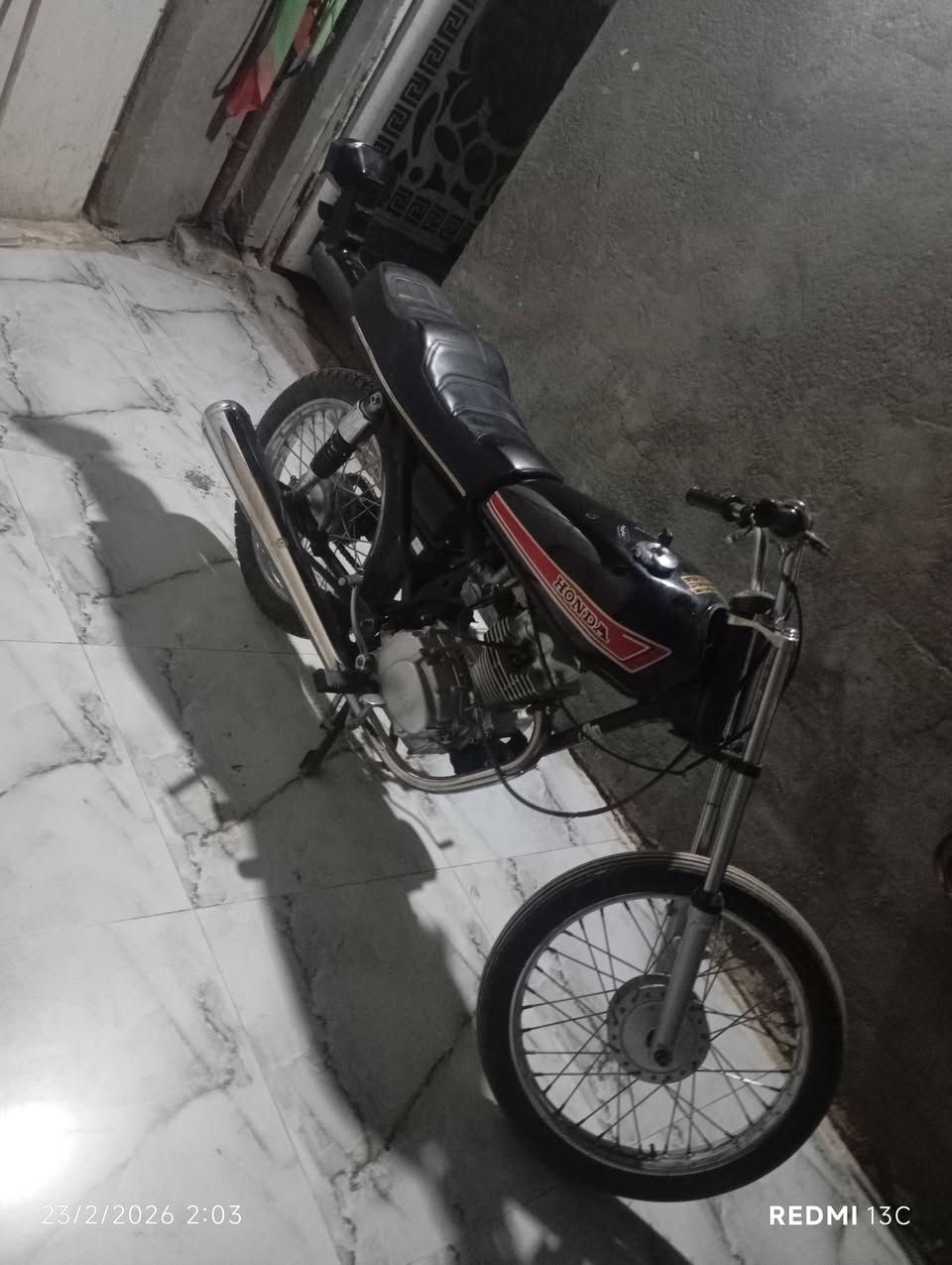 السلام عليكم دراجه للبيع محرك نامه مفتوح ولفات فقط كلك كلك سعر 600 وبيها مجال مكان  مركز ماتشتري لاتراسل ***********
