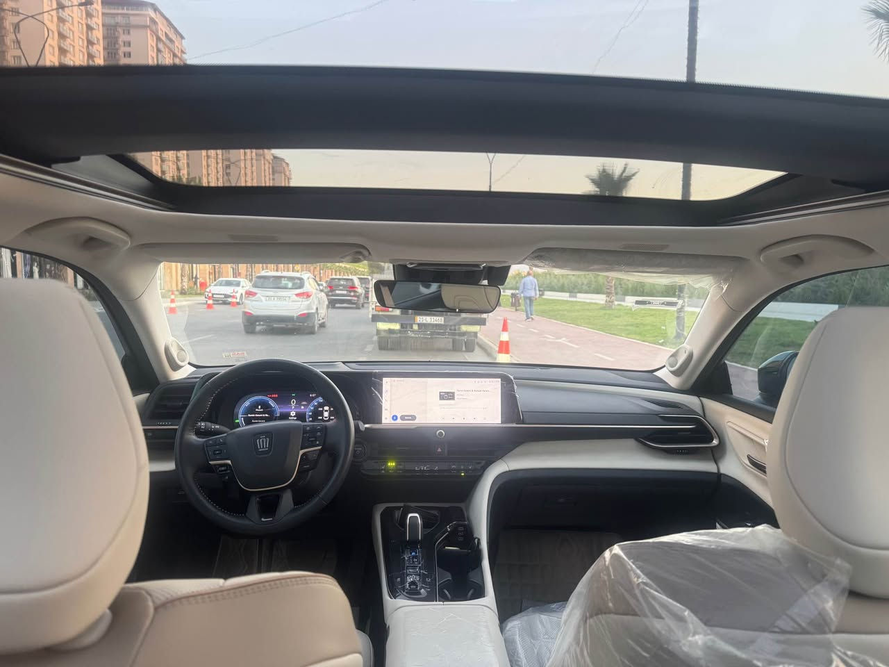 کڕاون مواسەفات ڕۆیاڵ توربۆ دەبل ئەکسل فول فول مواسەفات سەیارەکە PPF کراوە (زەمانە سفری شەریکەی جیهان) تەنها ١٠ هەزار ڕۆشتووە تا ٦٠ هازار سێرڤست فریە لە شەریکە سەیارەکە نمونەیە لە جوانی لە سلێمانیە سەیارەکە *********** السليمانية, العراق
