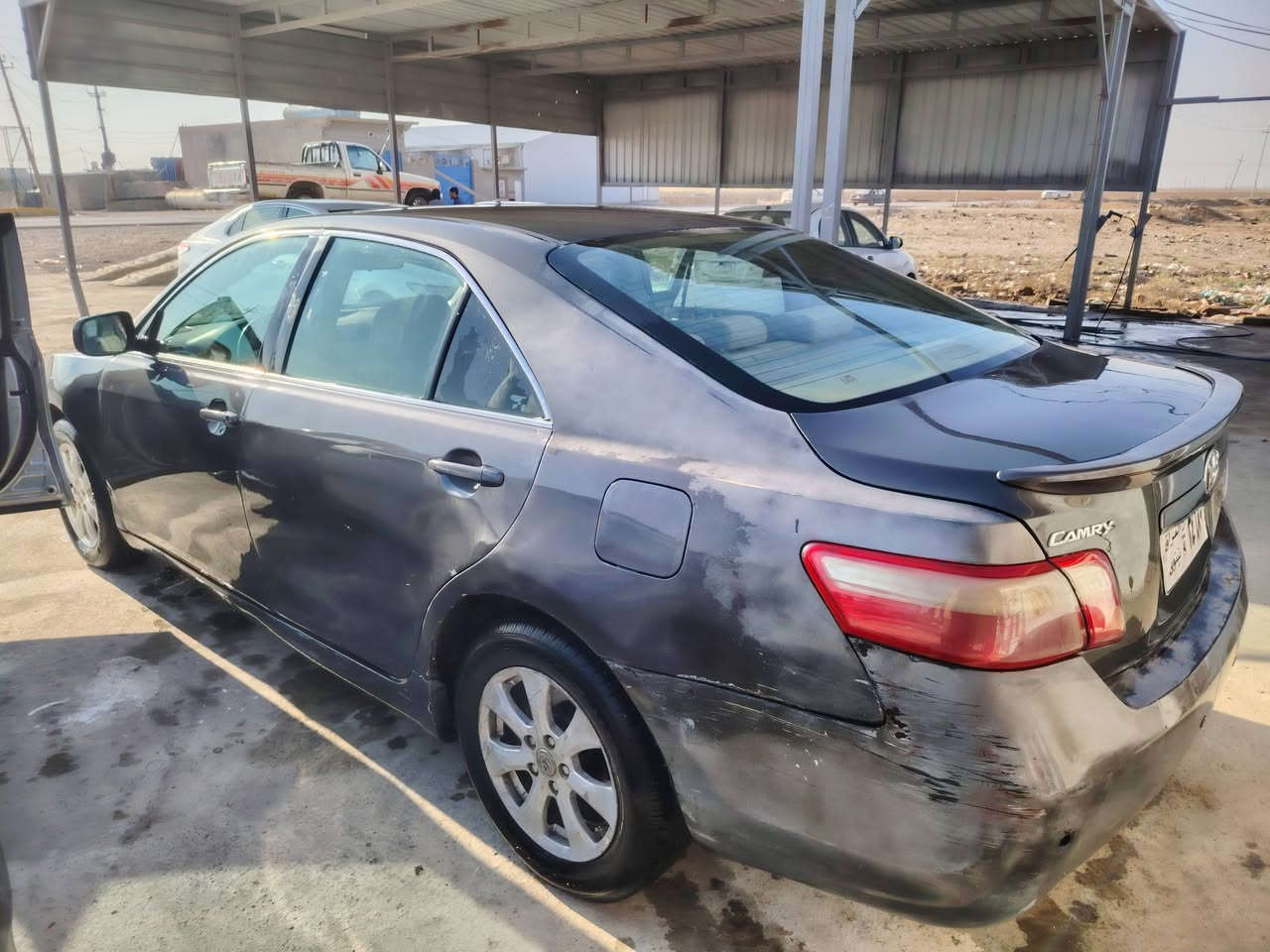 سلام عليكم بسعر مناسب جدا 65 ورقه يعني لگطه مستعجلين على بيعتها 
تويوتا كامري موديل 2007 رقم نينوى كوبون بانزين موجود 
شرط التحويل والوكاله
 سياره بيها صبغ حزام
وشويه تحتاج ترتيبات وكل شي بسعره
 مكان السياره موصل ناحية ربيعة
محرك شرط جديد مال گصه 
#ملاحضة السياره كيرها عاطل ما تمشي 
تعال وشوف السياره وتدلل 
*********** 
***********
