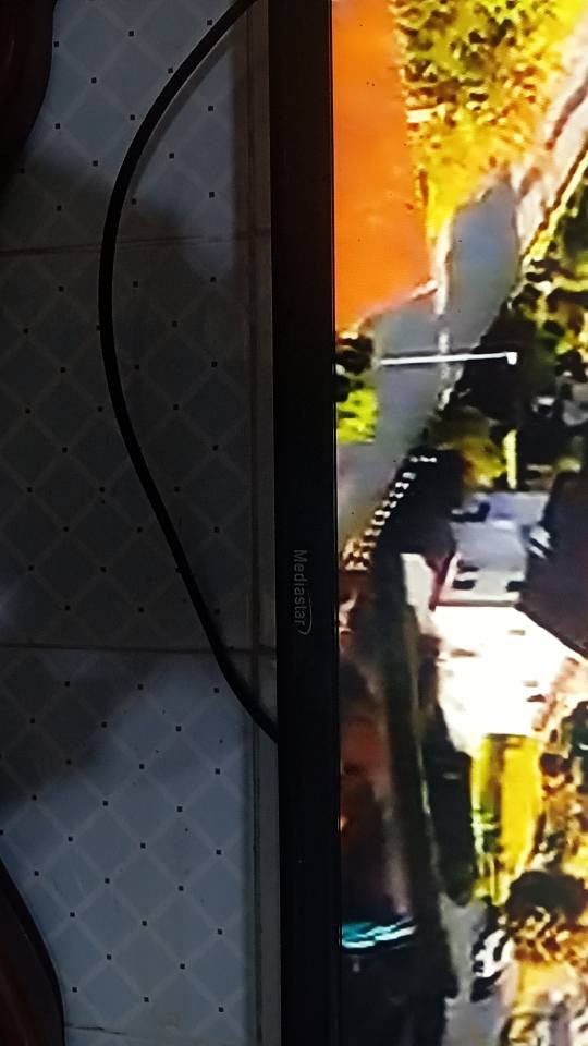 شاشات للبيع
 وحده حجمه55 وحده 52
فول تكنيك 

*********** النجف, العراق
