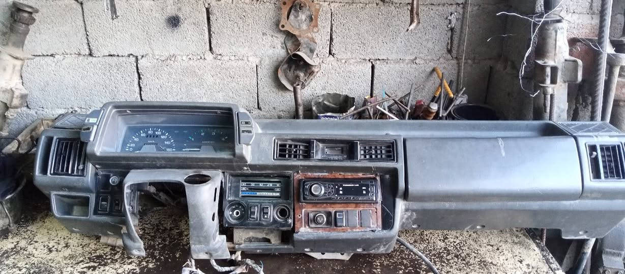 السلام عليكم 
محلات ابو زهراء لتفصيخ الكيات كلشي موجود حتي شواصي بيبان سلايت واماميه مكائن جام كهربائيه وميكانيك كيرات وشفتات جام للكيات عنوان بغداد تقاطع الدرويش المعالف اوقات الدوام من  8 صباحا لغايه 5  عصرا   للاستفسار الاتصال 
***********
 ابو زهراء 
***********
ابو فراس
