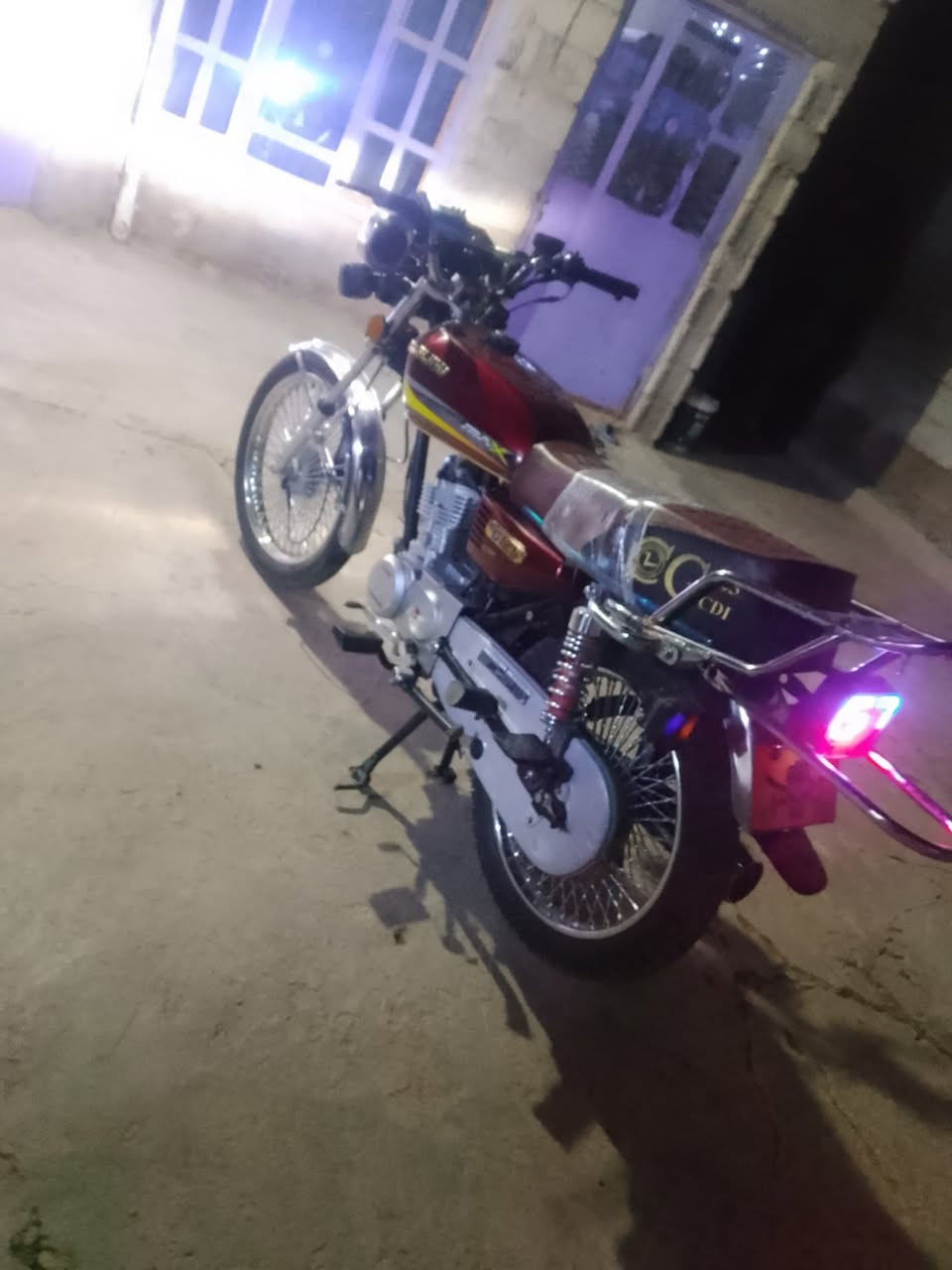 السلام عليكم تايكر البيع موديل 2025 وراق كامله دراجه كاعده حلوه مسعجل علئ بيعته مكان ديالئ خان بني سعد سعر خاص او نتصال  ‏‪***********‬‏
