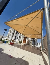 🛠️من اعمال شركه القمه للمضلات  المظلات الهرميه الثابته غطاء المظلة  كو...