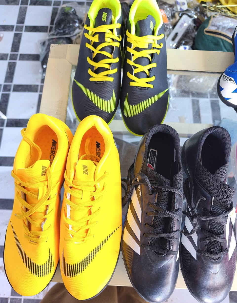 يعلن مجمع الفخامة للزي العربي والألبسة الجاهزة عن توفر تجهيزات رياضية متكاملة.
دريس شورت 

دريس اصلي نسخة مشجع 

أحذية رياضية أصلية 

جوراب طويل وقصير 

كرات أصلية

العنوان 

القطاع الزراعي خلف ماركت الأمير تحت قاعة الحديد 

مجاور صيدلية حسنين حامد شرقي


**إذا كنت صاحب هذا الإعلان وتريد حذفه لأي سبب، رجاءا أرسل رسالة إلى الدعم الفني**