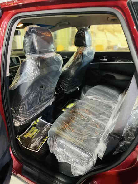 سلام عليكم 
سورنتو ١٦ 
وارد امريكي 
حادثهه بابتين 
سونار موجود بل منشور +رقم شاصي 
مكينه ٦
رقم بغداد 
داخل جلد 
٧راكب 
شاشه كامره دواره 
السعر ١٨٥ وبيهه مجال 
للستفسار ***********
