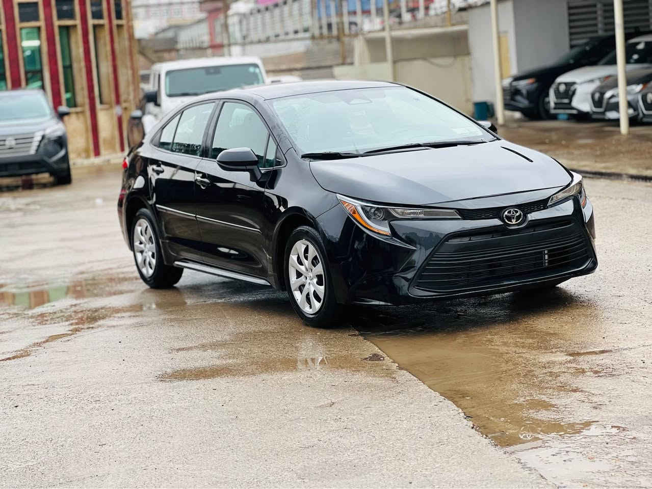 موديل : 2024

موصفات : LE

صبغ بس بونيد بدون دواخل 

ماشية : 10 الف ميل

سعر : ($140) 

رقم شاصي : 5YFB4MDE2RP151192

كورك + وتسئاب : *********** أربيل, العراق
