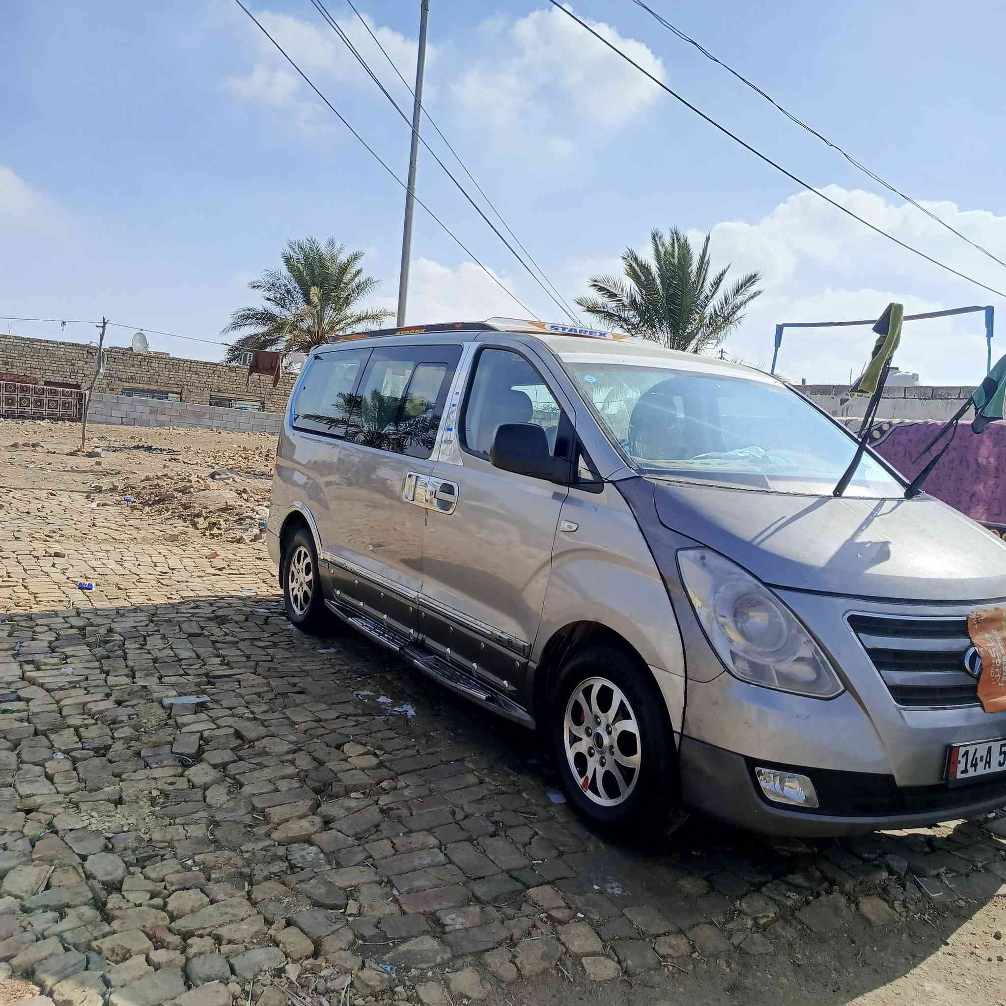 للبيع ستاركس مسكر اصل موديل 13 سياره نظيفه مال جناي للبيع رقم انجليزي سياره باسمي رقم بصره سنويه لغايه 29 مكينه سبلاين گير خير من يم الله مكان عماره جسر الطبر الموش الراي لا ينتصر رجاء ولا يراسل لا يراسل شراي متصل على الرقم 
***********

***********
