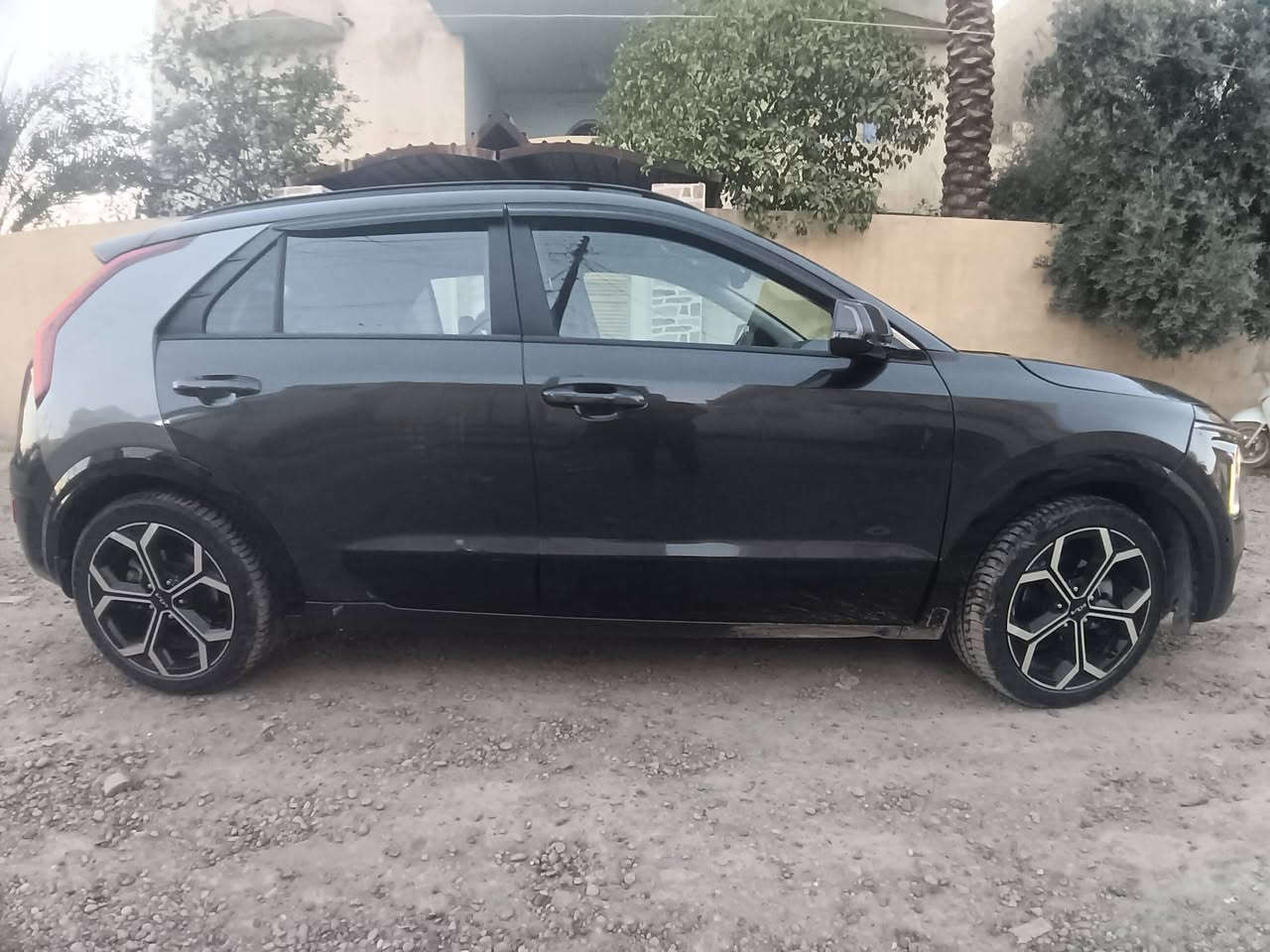 السلام عليكم
للبيع : كيا نيرو بلكن ( هايبرد +كهرباء +بانزين) 2023
وارد كوري
ممشى 35.000 كم
مقاعد جلد + قماش
شاشة متصلة
قطعتين تبريد
فتحت سقف
رادار امامي + خلفي + جانبي
حادث فقط چاملغ امامي ايمن بدون دواخل
السعر 150$
للاستفسار ***********
