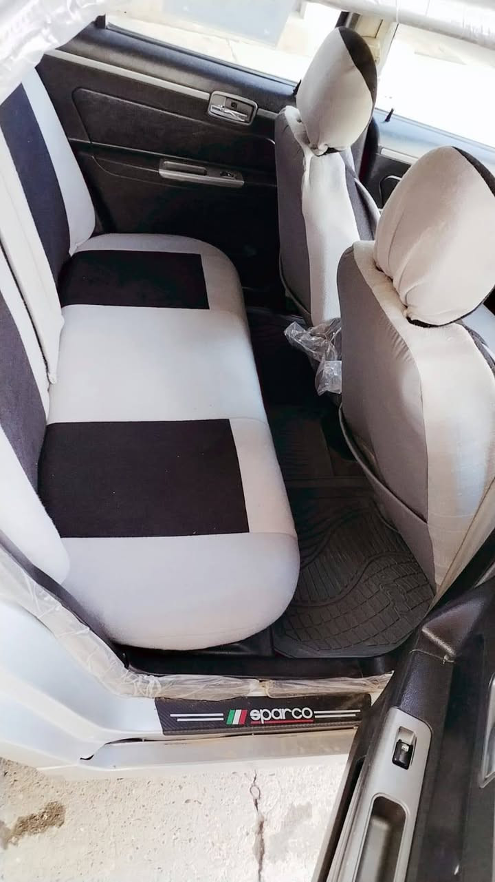 السلام عليكم ck للبيع
 موديل 2013 كصة جديدة
لون سلفر رقم بغداد شرط التحويل 
السيارة جاهزة مال بيت 
شرط كير ومكينة 
طخم امامي خلفي كله جديد 
 مصبوغة عام مال تقحيل بدون ظرر 
العنوان / موصل كراج الشمال 
للتواصل ***********
***********
