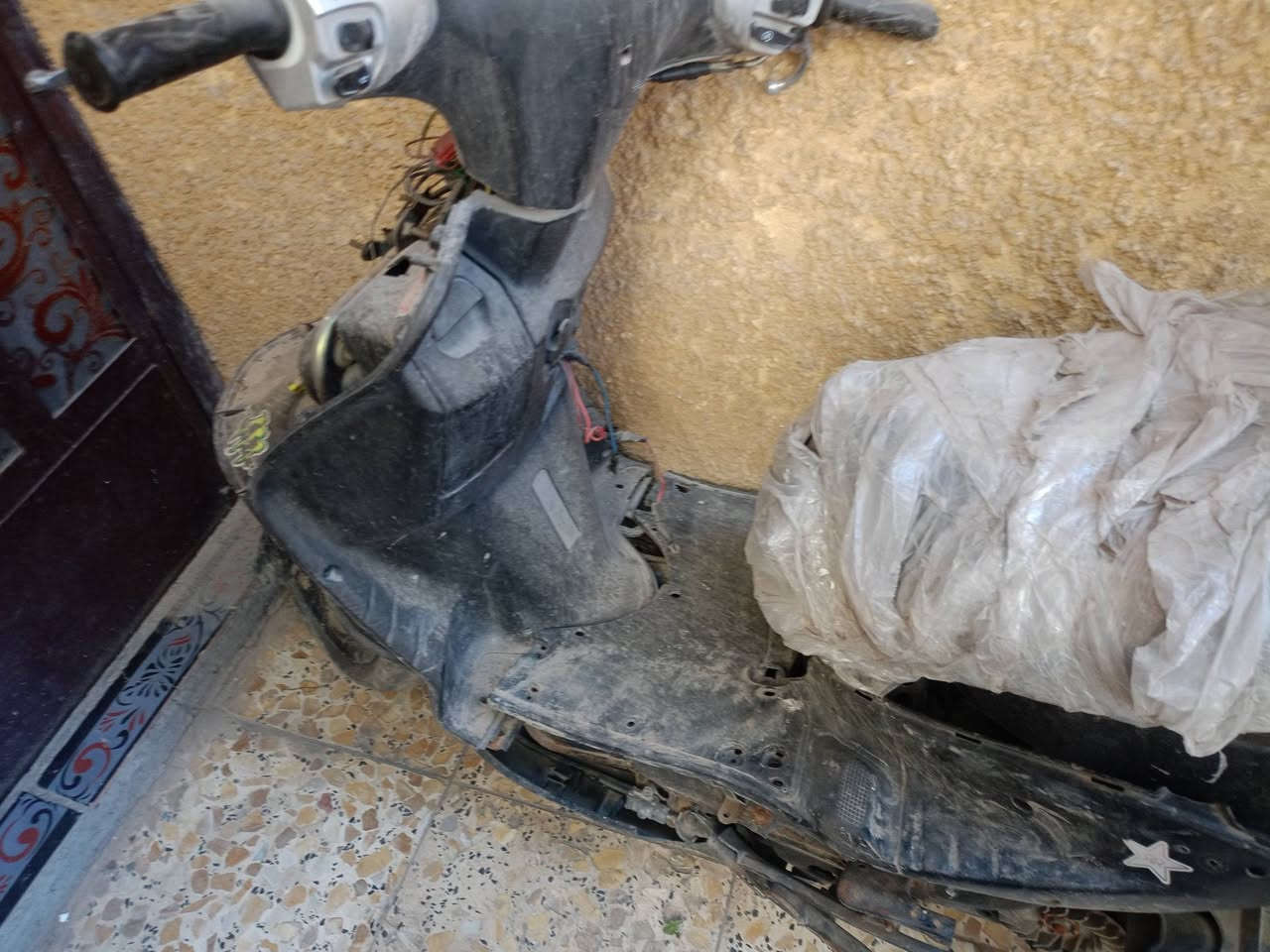 سلام عليكم دراجه سكنس نثيه شغاله سلف و شغاله هندر بس بقه طلقه الهندر شلعه ومعدل اكلچات رياضيه مكينه رياضيه مكينه مفتوحه شباب الدراجه متروكه ابيع اكوم حديد السعر 175 وبيه مجال الطيبين الرقم ***********
