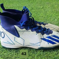 قياس 42 السعر 30الف درجة اولى  للتواصل 07724251891