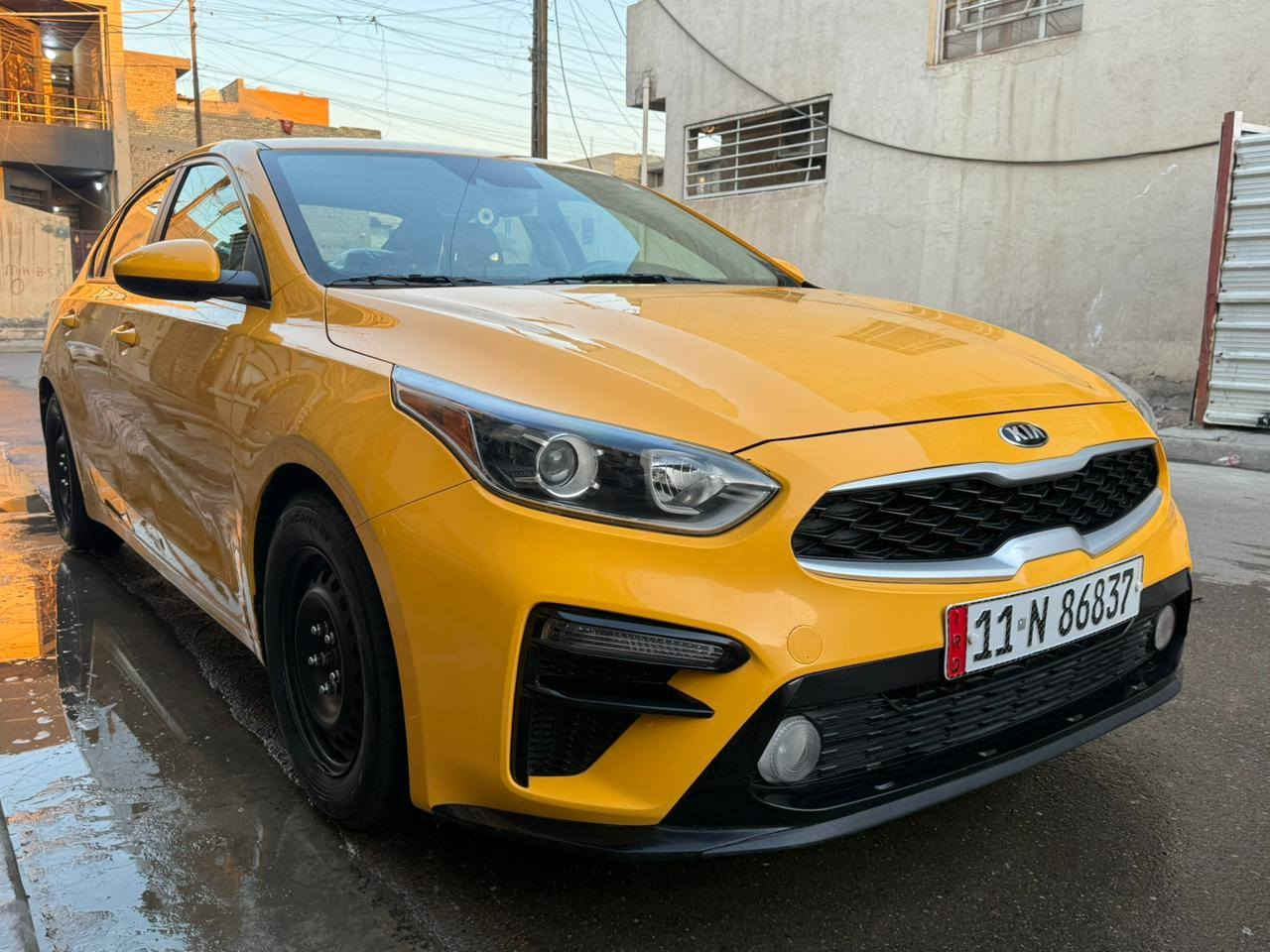 للبيع    كيا فورتي موديل ٢٠٢١.داخل لونين بدون ايرباك سيارة كاملة دوشمة   علمن كيرهة امبدل ايتي  ماشية ١٠٠بدون حادث فقط بلعراق شبر بارد.  الهلال جاملغ الخلفي مكاني الغزالية ***********
