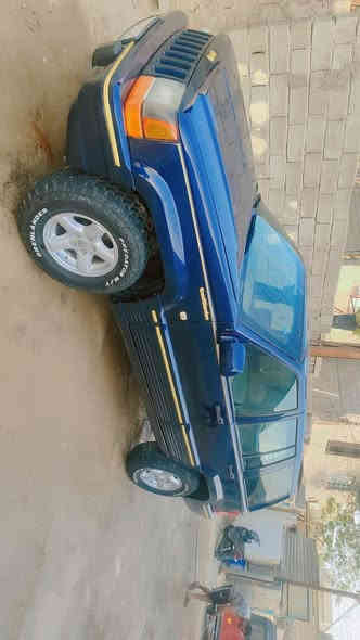 سلام عليكم جيب شيروكي مديل 91 السياره معمره صبغ عام مابيها اي ضربه ولا گص مكفوله شواصي نضاف جدد مكينه كير اكسل امامي خلفي لو گير دفع رباعي شغال مكينه بلديه وخير من الله سارة حلوه و مرتبه ما بيها نقص كهربائيات كلها شغاله بلاد مابيها جطلات ابد كله على وضع البلاد سنويه ٢٠٢٩ نهايتها تريد وكاله تريد تحويل جاهزه السيارة مكانها بغداد شهداء البياع *********** السعر 57 ورقه وبيها مجال بصيط
