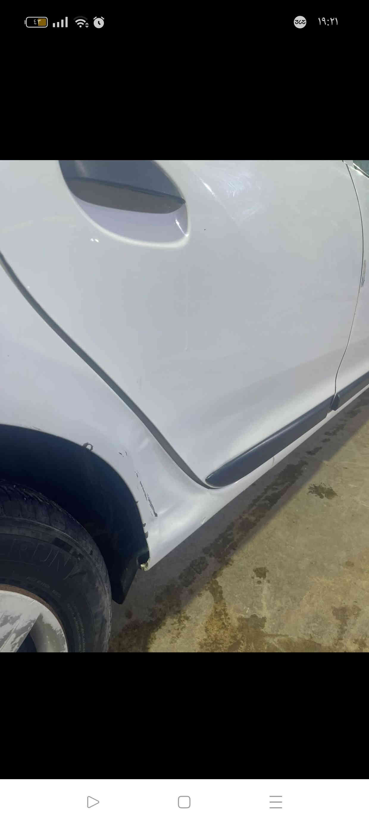 السلام عليكم رينو سيمبول للبيع مكانه بغداد سياره نضيفه مال بيت بسمي نقصه غاز تبريد فقط وبيها هاي الرصعه موضح بالصور سياره كامله كهربائيات كير مكينه مكفول سعره ٨٠ وبيها مجال وبيها مجال ***********
