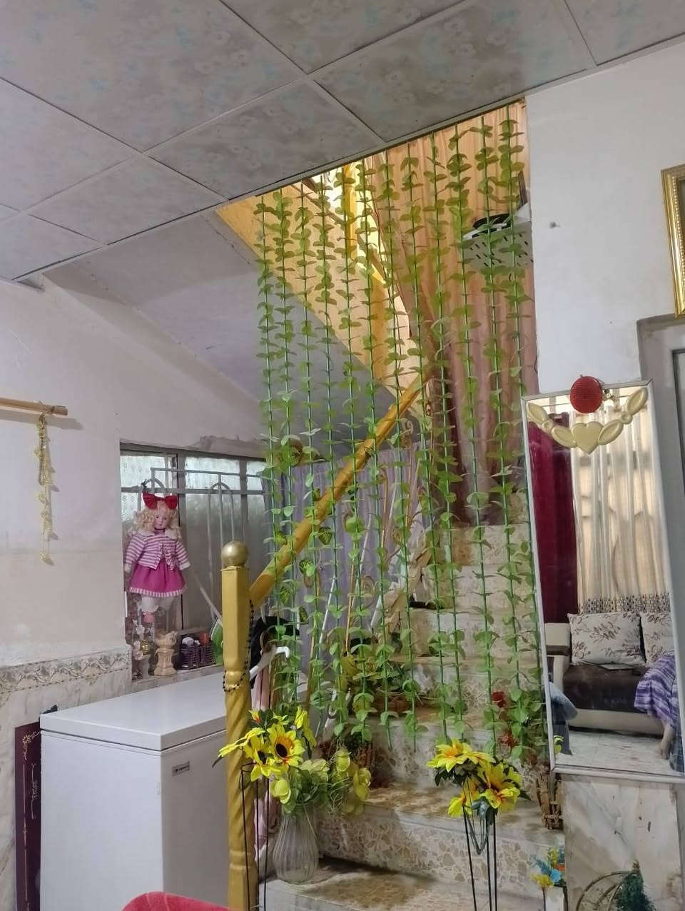 بيت طابو للبيع ناصريه / صالحيه قريب لشارع النيل مساحته 200م يحتوي على غرفتين وحمامات ٢ و مناور ٢ وكراج طارمه كبيرة ومطبخ وصاله واستقبال. طابق واحد 
للاستفسار الاتصال على الرقم 
***********
